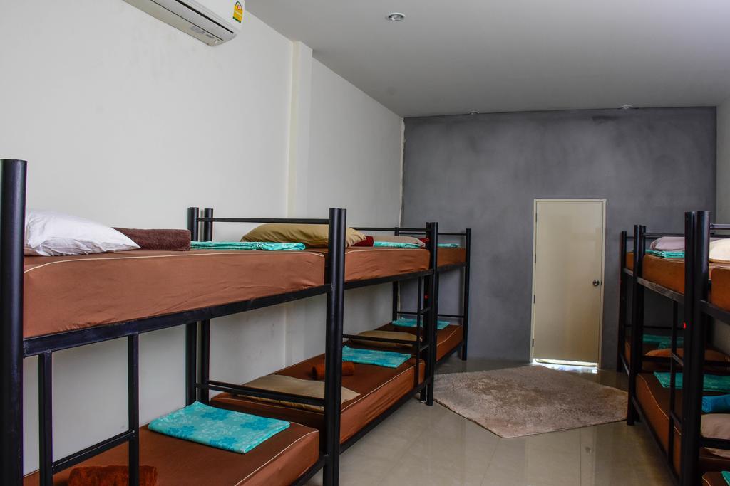 The Wanderlust Hostel Ko Pha Ngan Extérieur photo