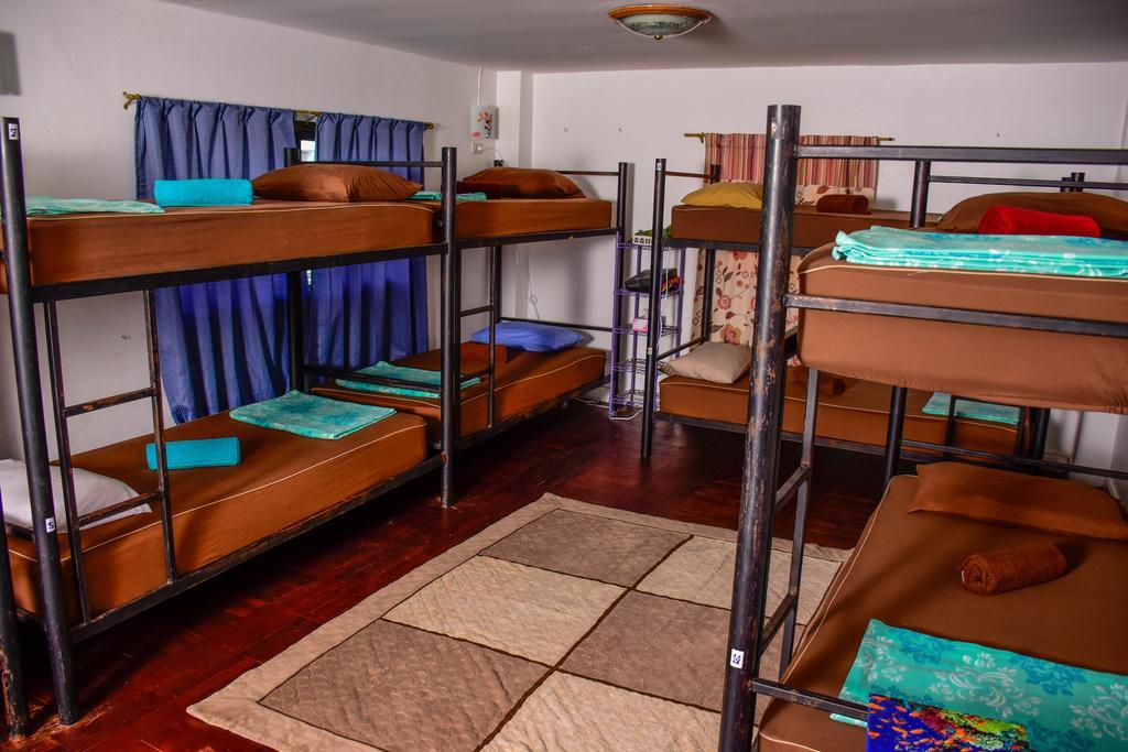 The Wanderlust Hostel Ko Pha Ngan Extérieur photo