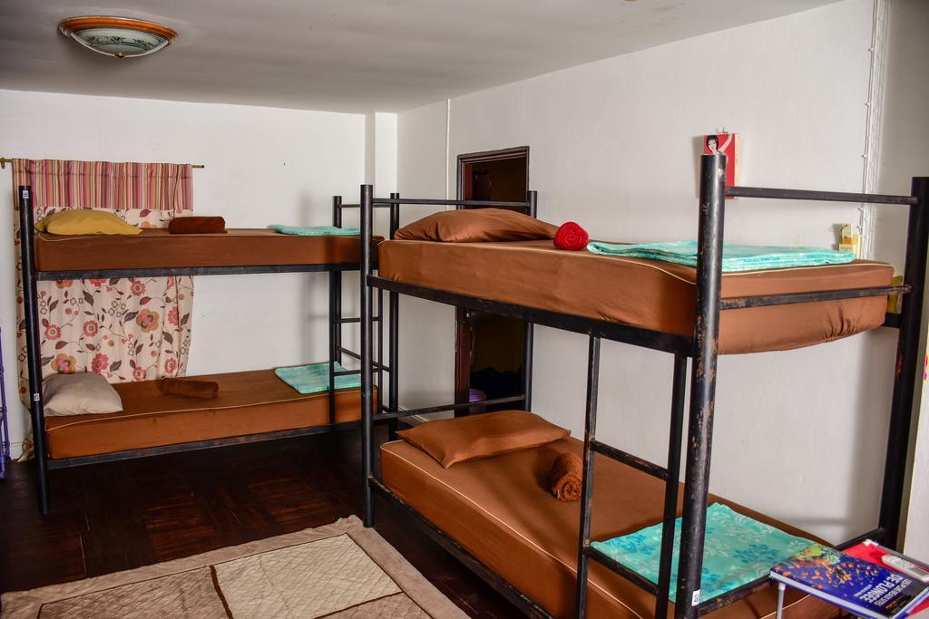 The Wanderlust Hostel Ko Pha Ngan Extérieur photo