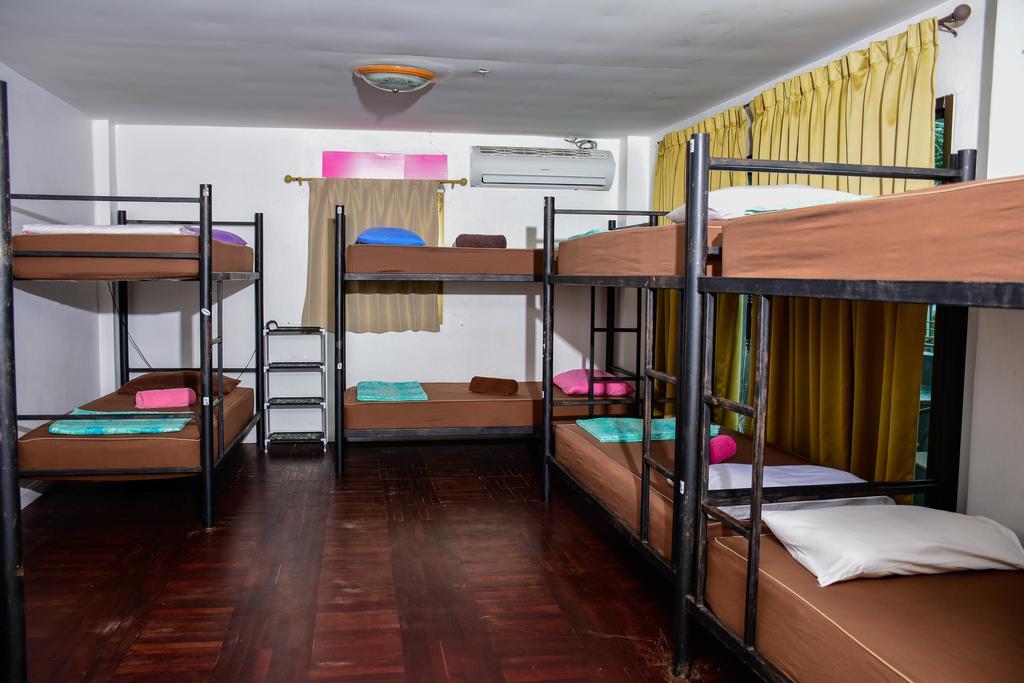 The Wanderlust Hostel Ko Pha Ngan Extérieur photo